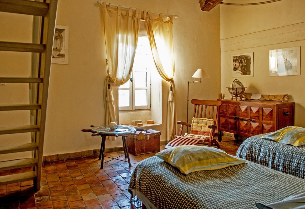 Demeure De Digoine "Chambre D'Hotes" Bourg-Saint-Andeol Exterior photo